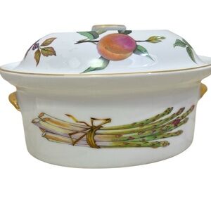 Royal Worcester Evesham Gold 9.25” x 7” Oval Covered Casserole Bowl Vintage